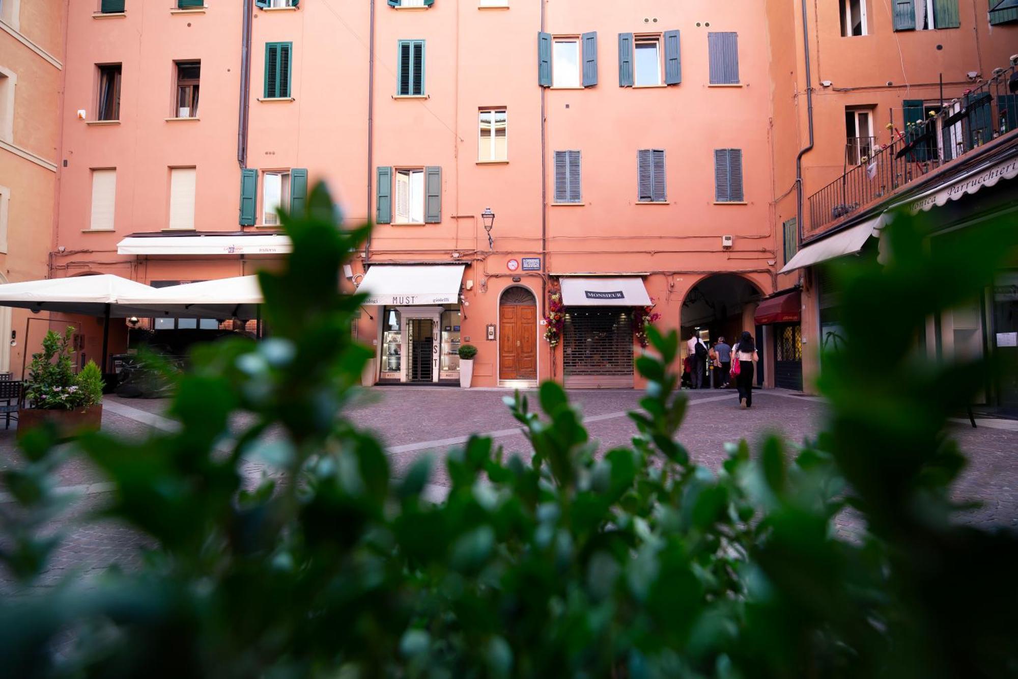 Tesoro De Galluzzi Bologna Buitenkant foto