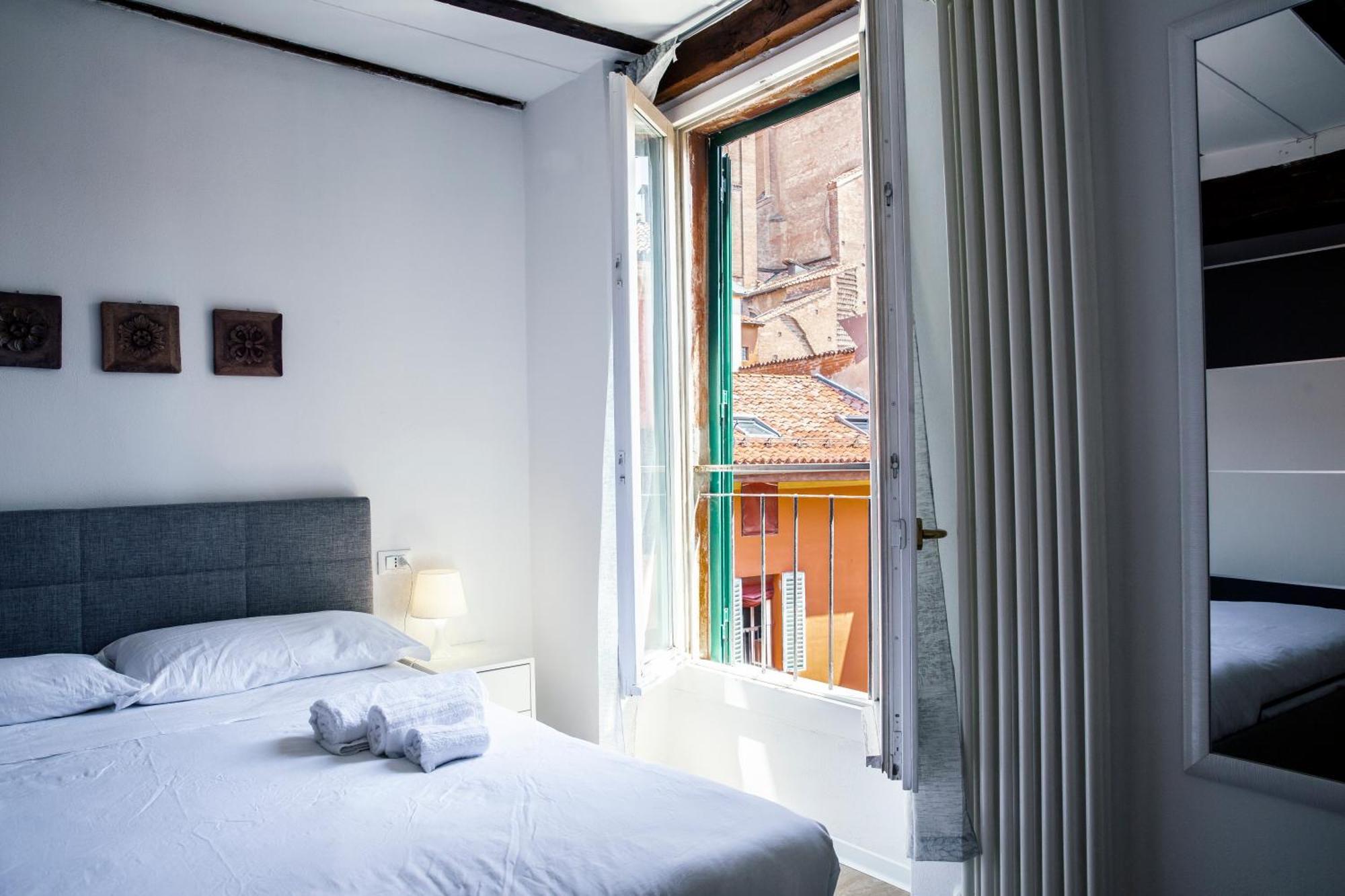 Tesoro De Galluzzi Bologna Buitenkant foto