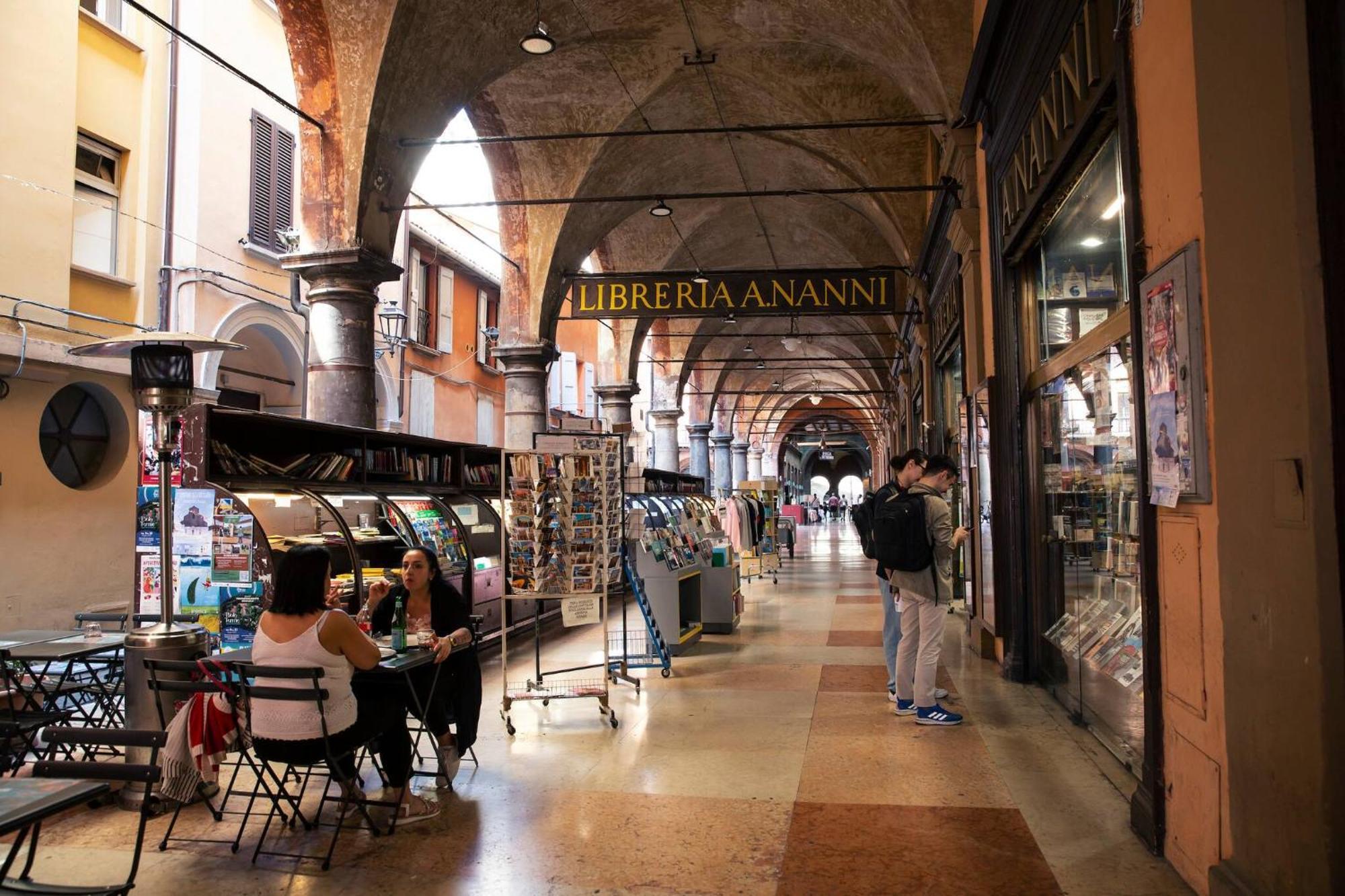 Tesoro De Galluzzi Bologna Buitenkant foto