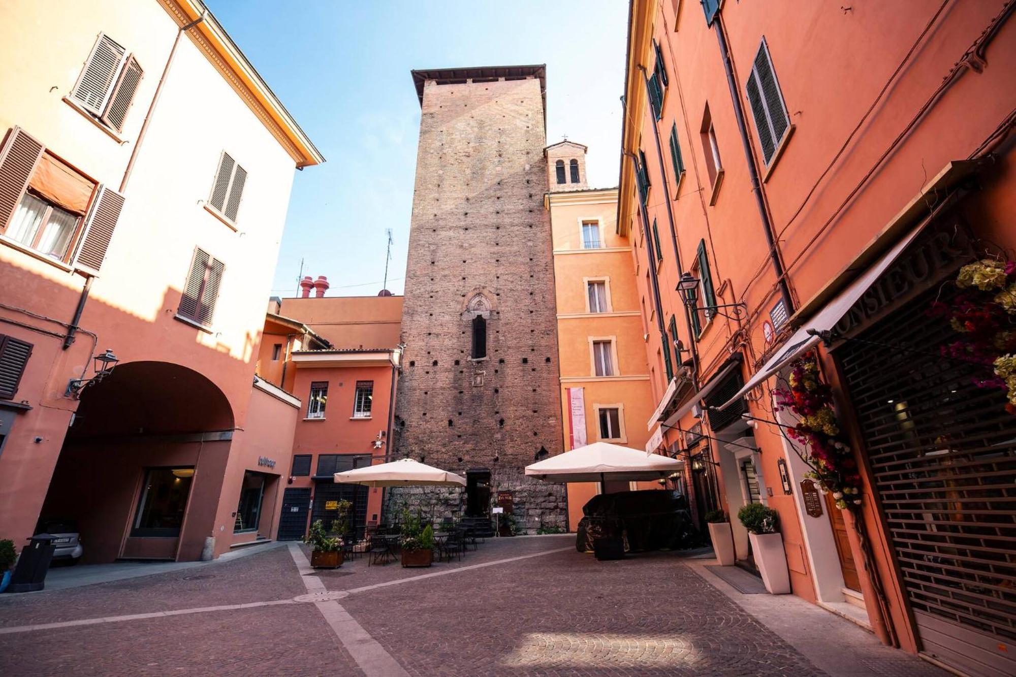 Tesoro De Galluzzi Bologna Buitenkant foto