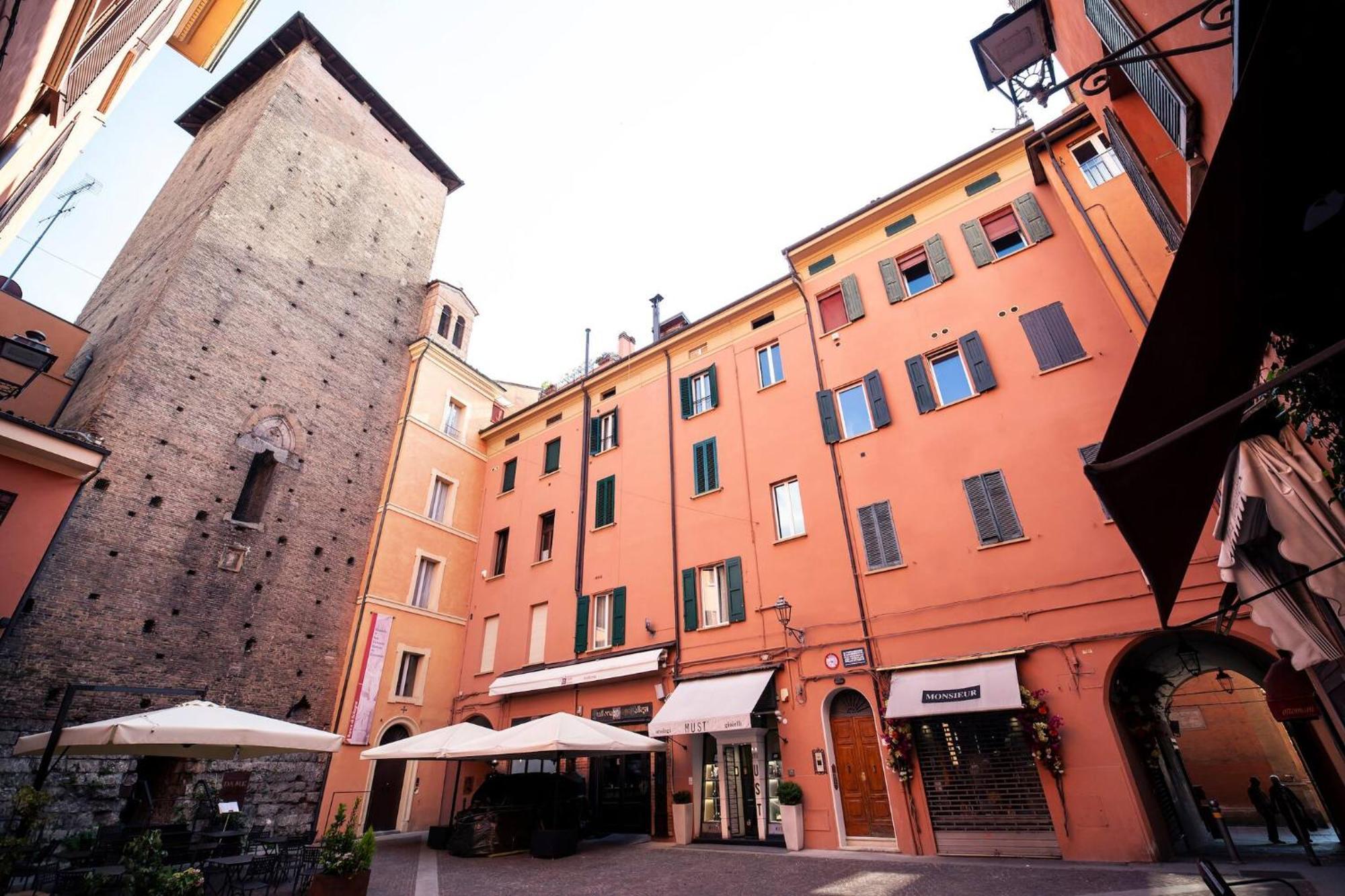 Tesoro De Galluzzi Bologna Buitenkant foto