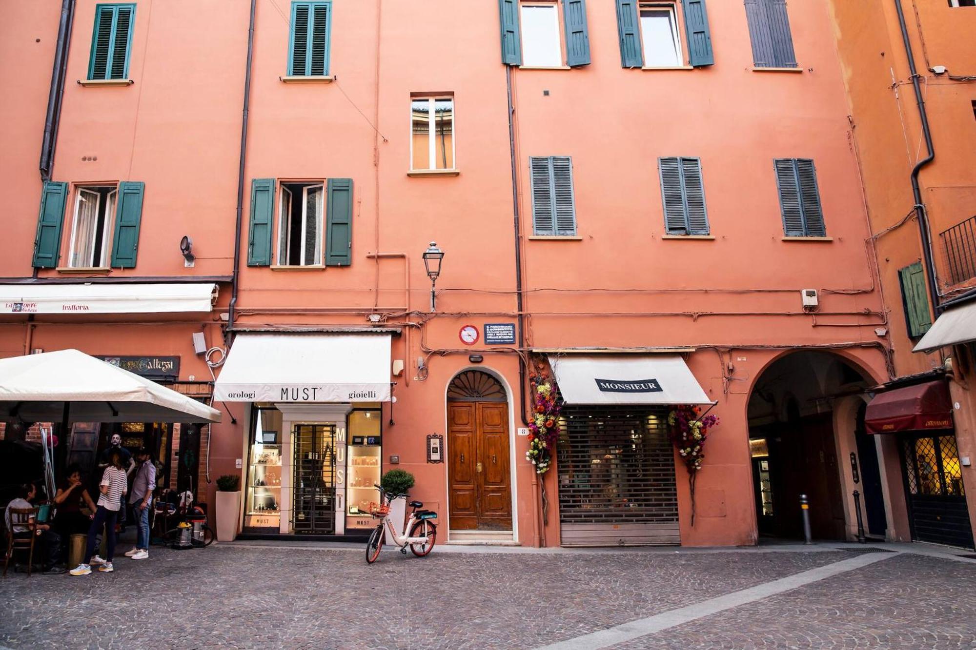 Tesoro De Galluzzi Bologna Buitenkant foto