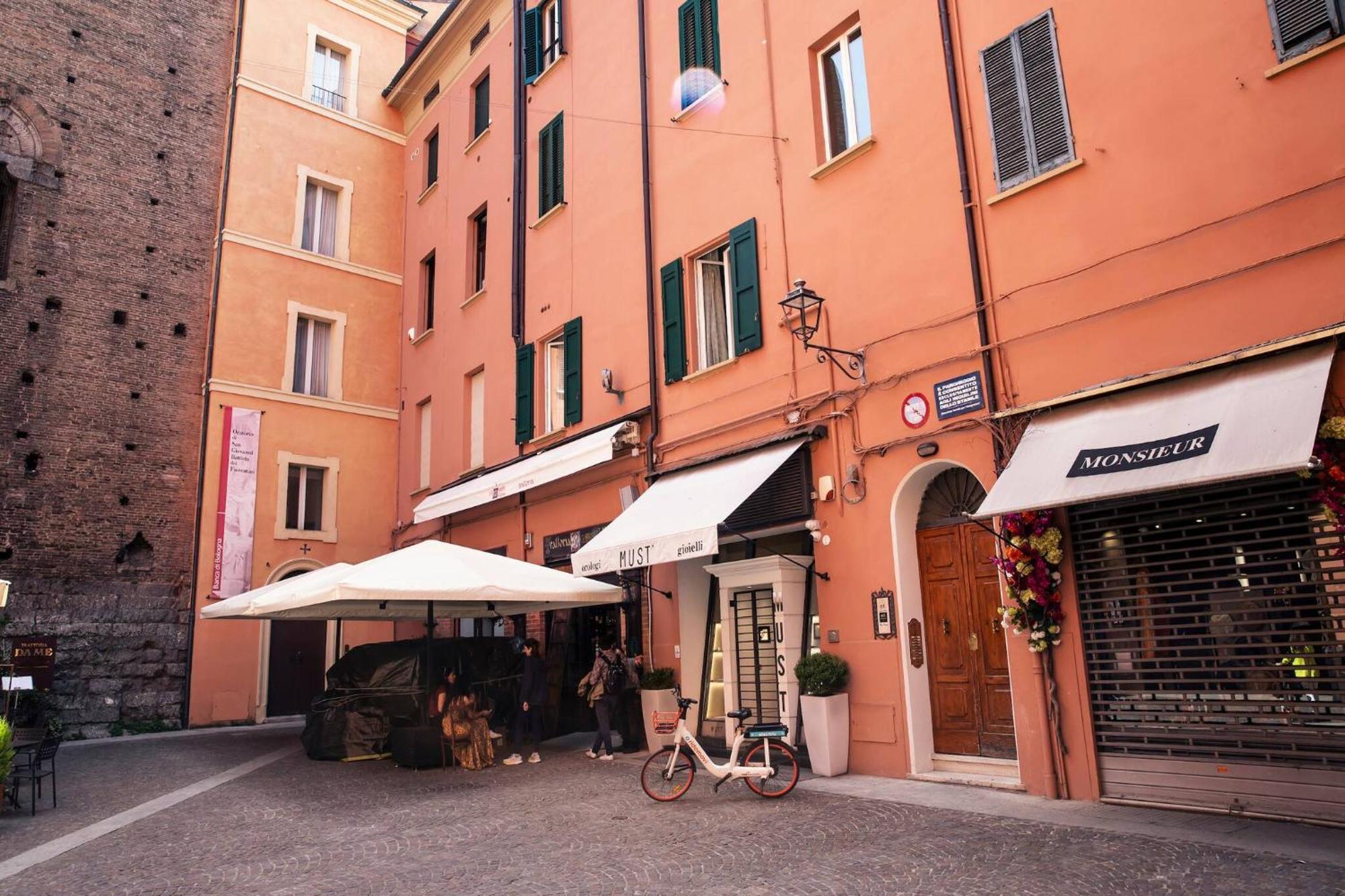 Tesoro De Galluzzi Bologna Buitenkant foto