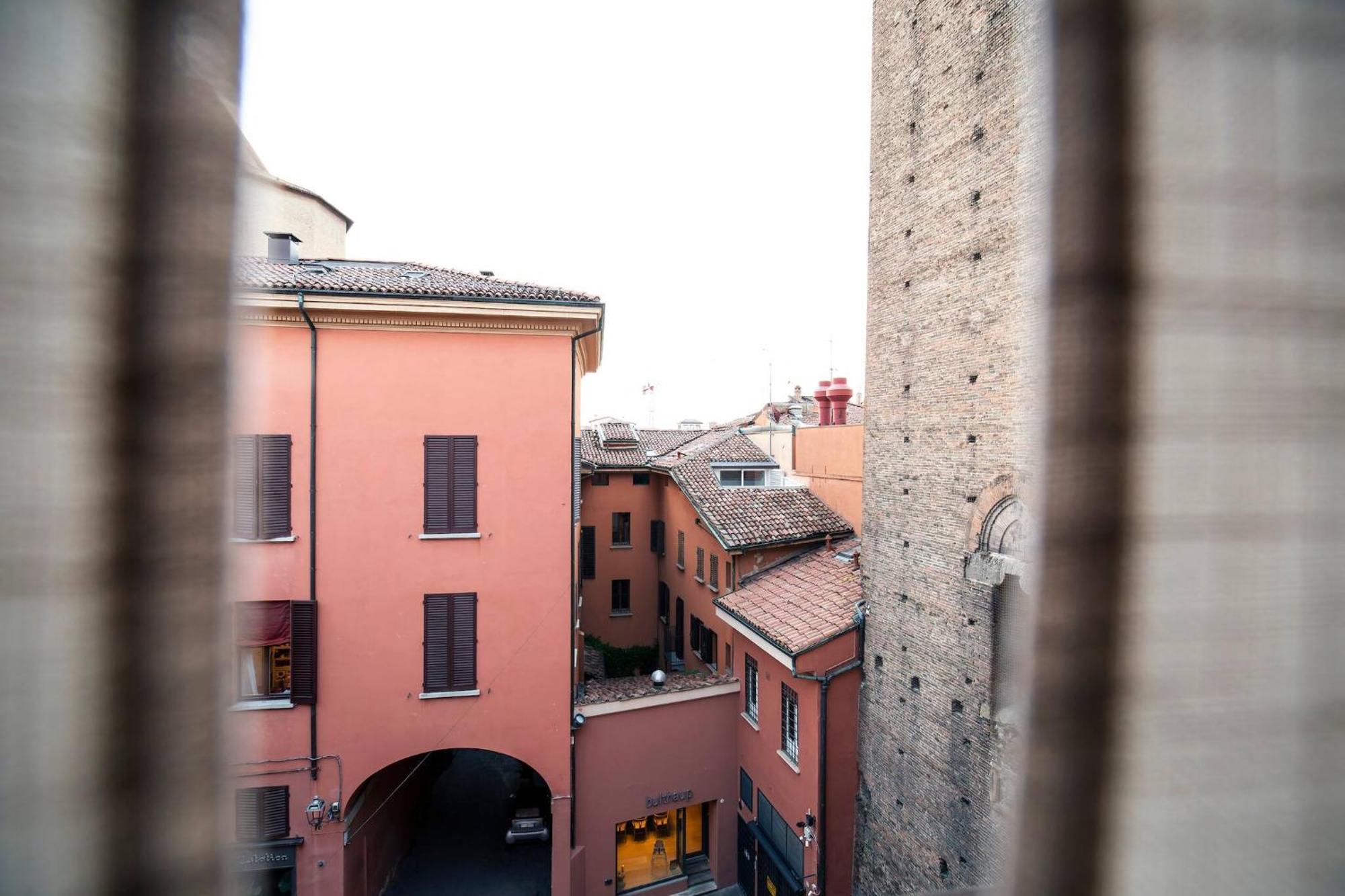 Tesoro De Galluzzi Bologna Buitenkant foto
