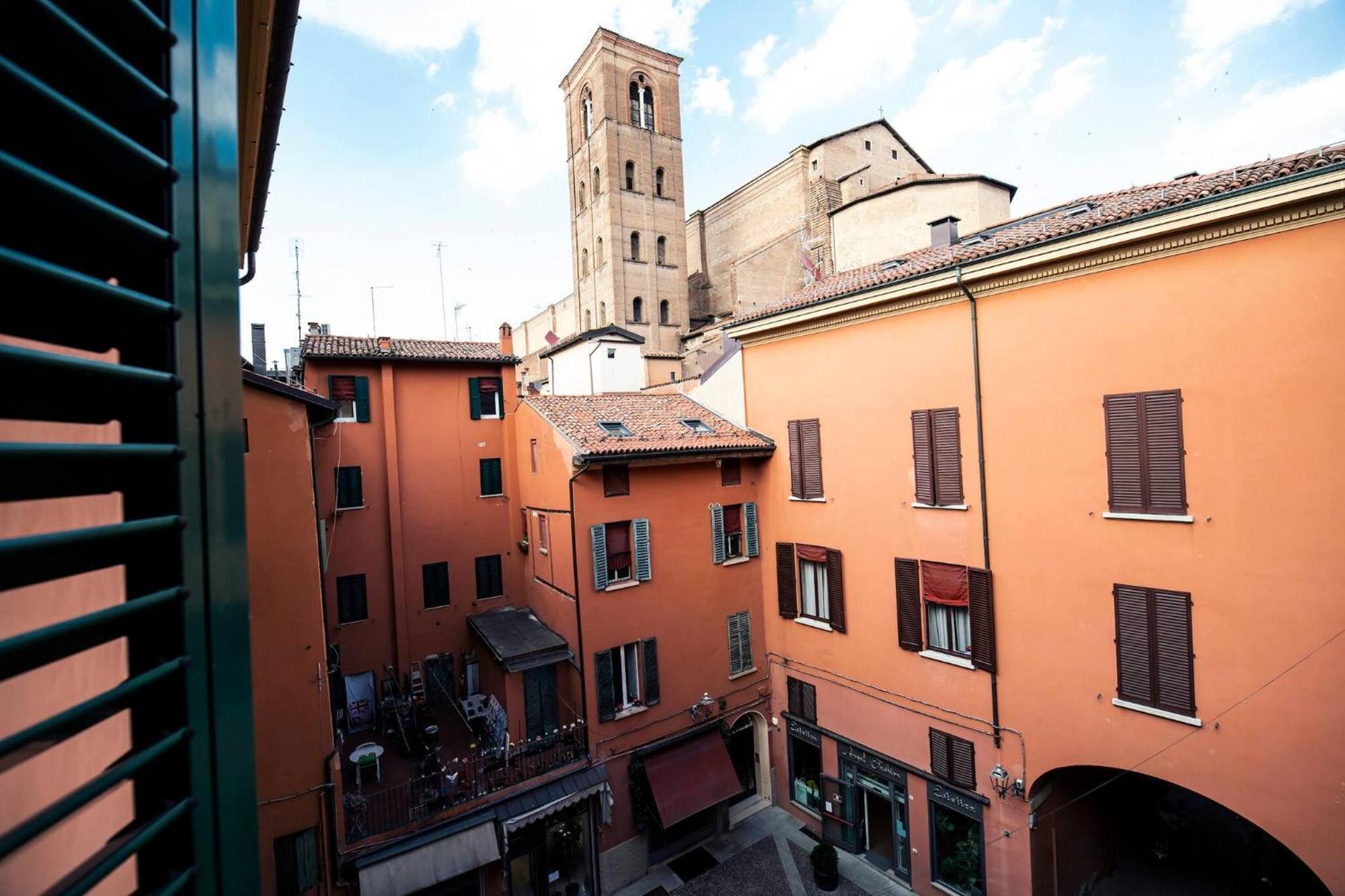 Tesoro De Galluzzi Bologna Buitenkant foto