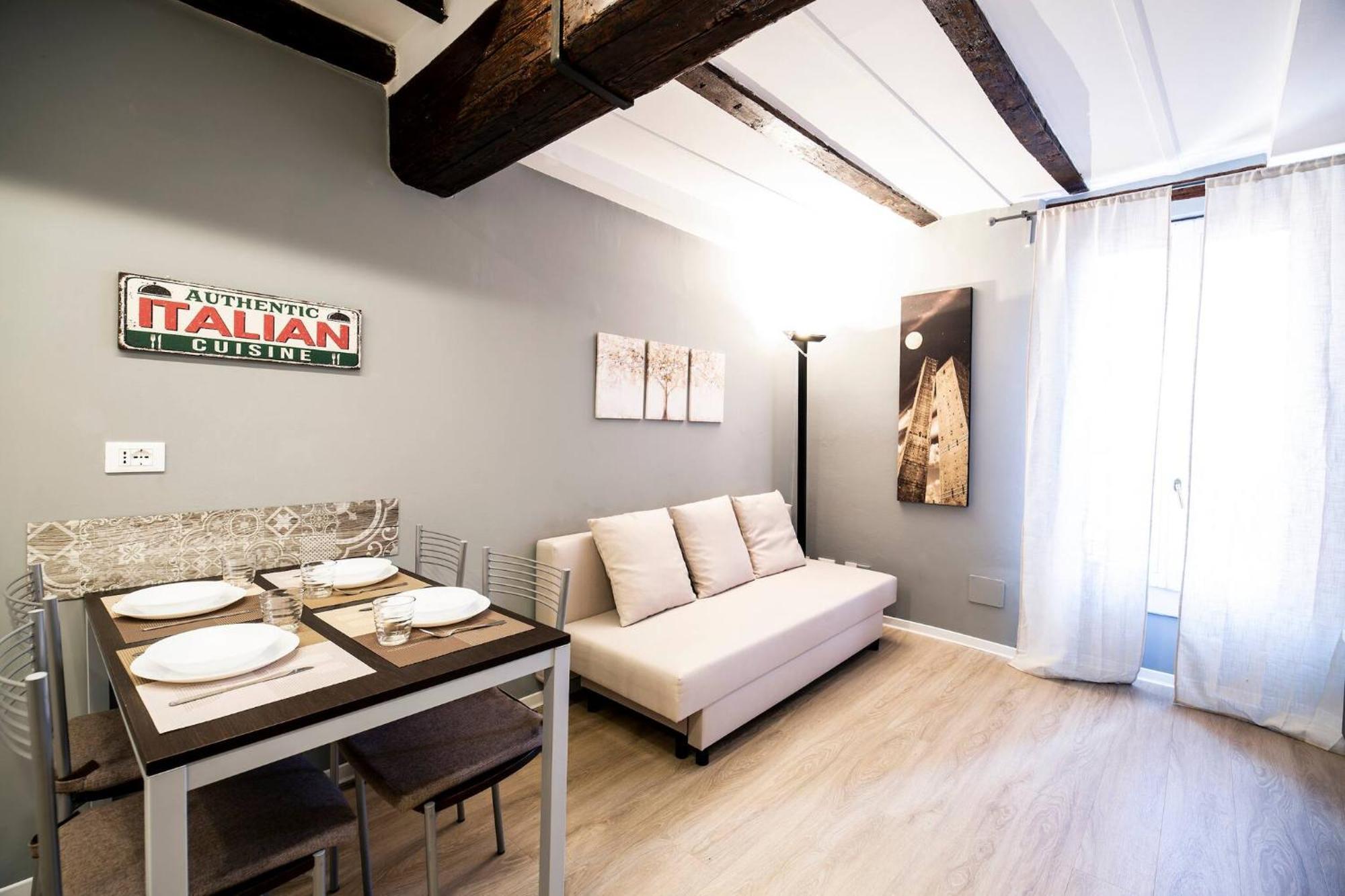 Tesoro De Galluzzi Bologna Buitenkant foto